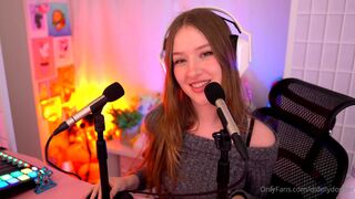 Diddly ASMR Mic Pumping And Cum Begging Video